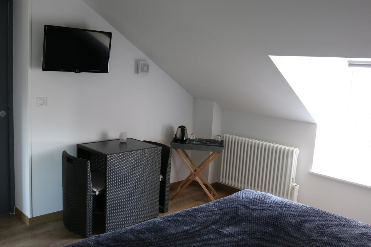 Bed and Breakfast Domaine De Treuillaud Villers-les-Ormes Exterior foto