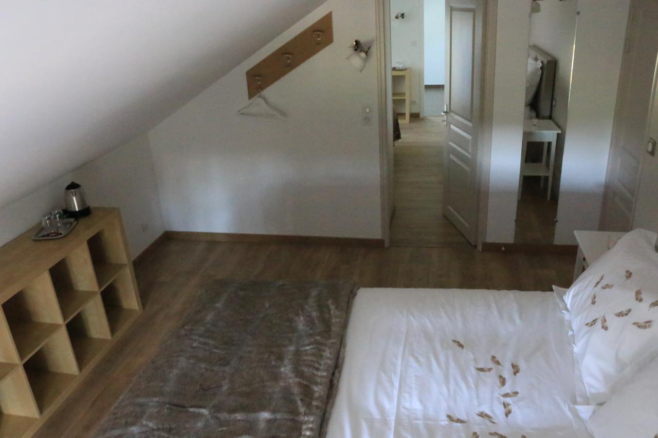 Bed and Breakfast Domaine De Treuillaud Villers-les-Ormes Exterior foto