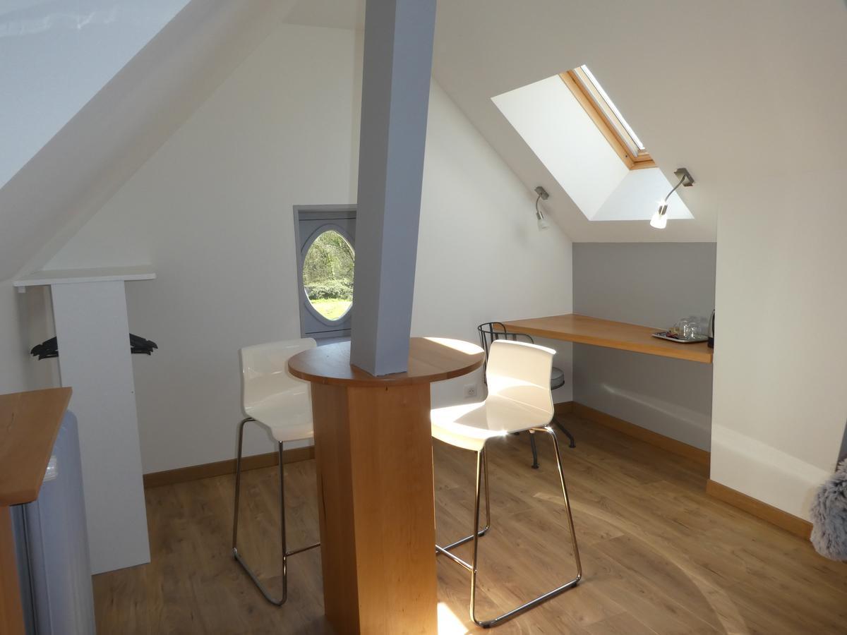 Bed and Breakfast Domaine De Treuillaud Villers-les-Ormes Exterior foto